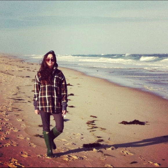 Meet your Posher, Alice - Picture 1 of 1